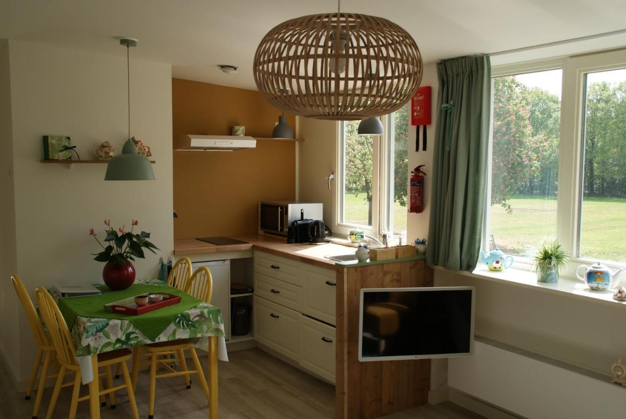 Vakantieboerderij 't Zand - Appartement Heeswijk-Dinther Bagian luar foto